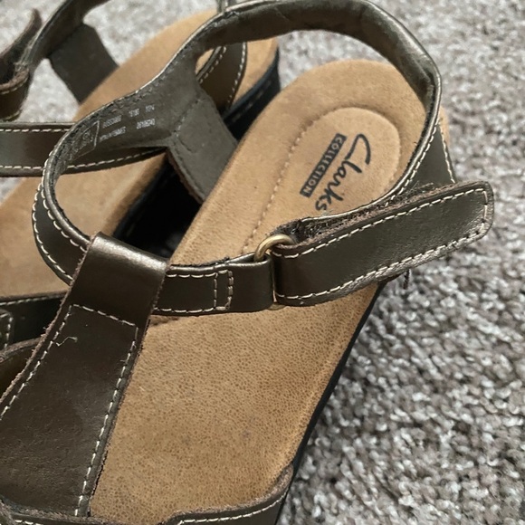 Clark’s Sandals - size 7 - Picture 6 of 6